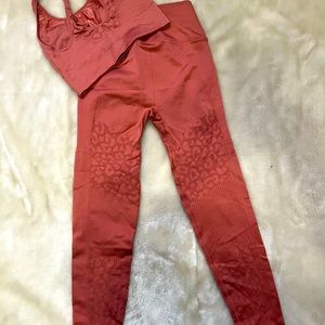 VICTORIA SECRET YOGA SET —SMALL/ XS SALMON COLOR